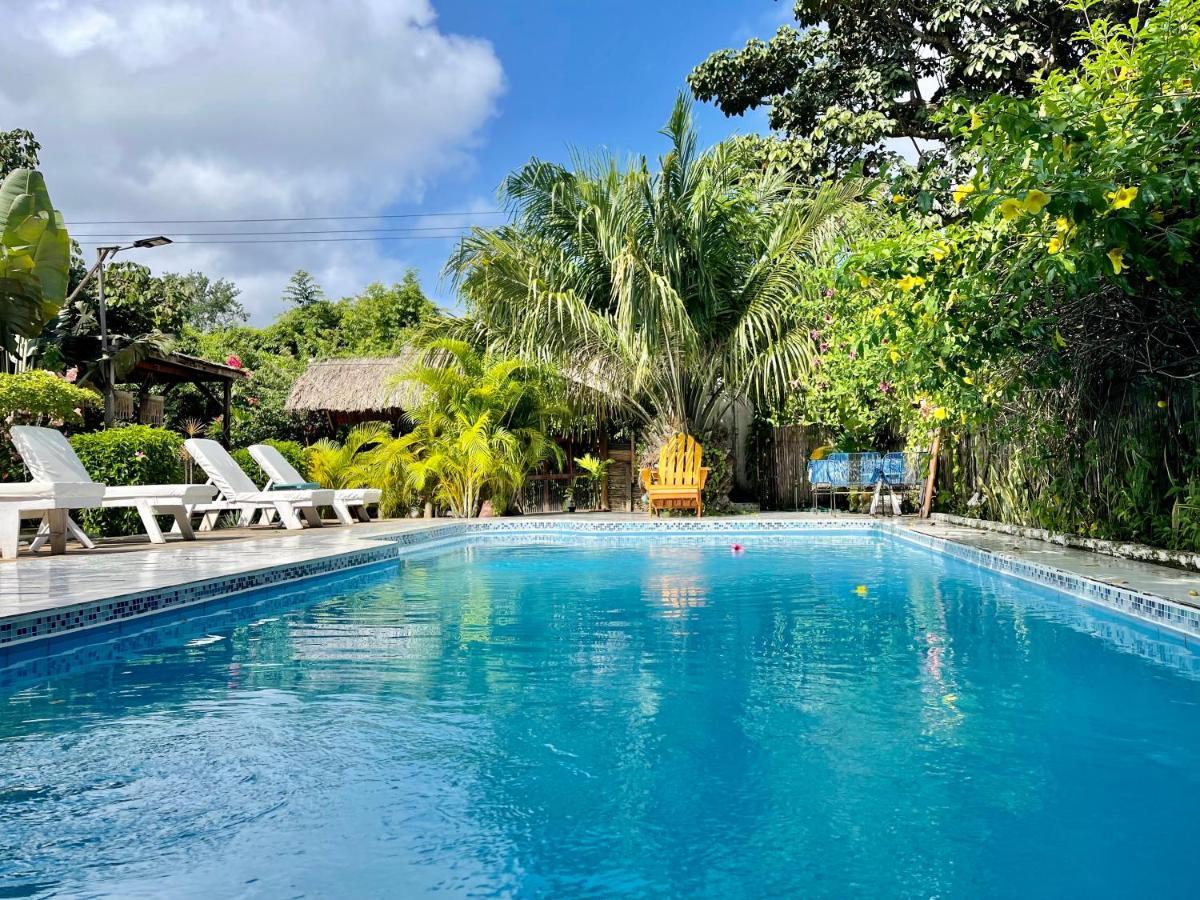 Kawabonga Hotel Palomino Bagian luar foto