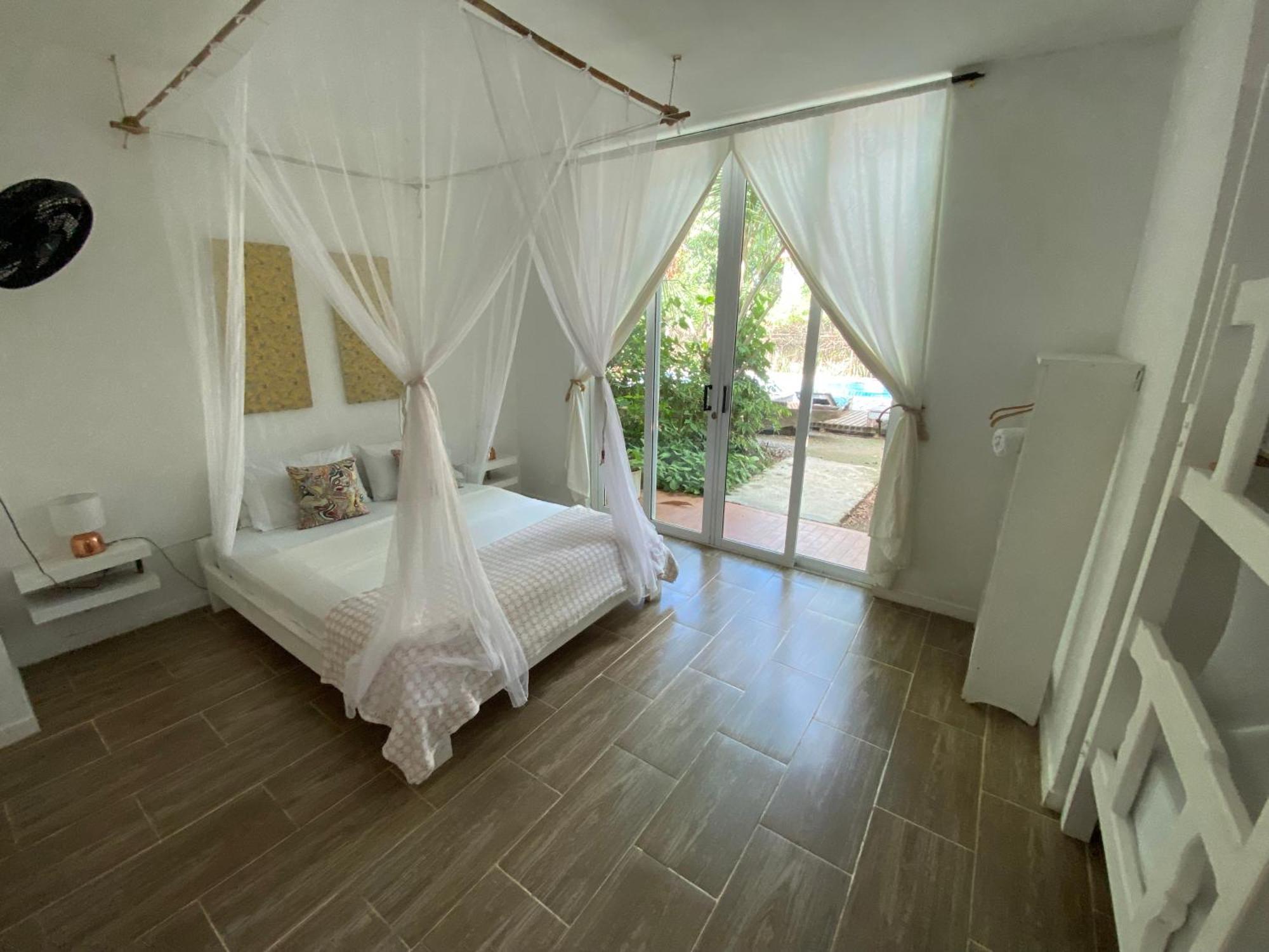 Kawabonga Hotel Palomino Bagian luar foto