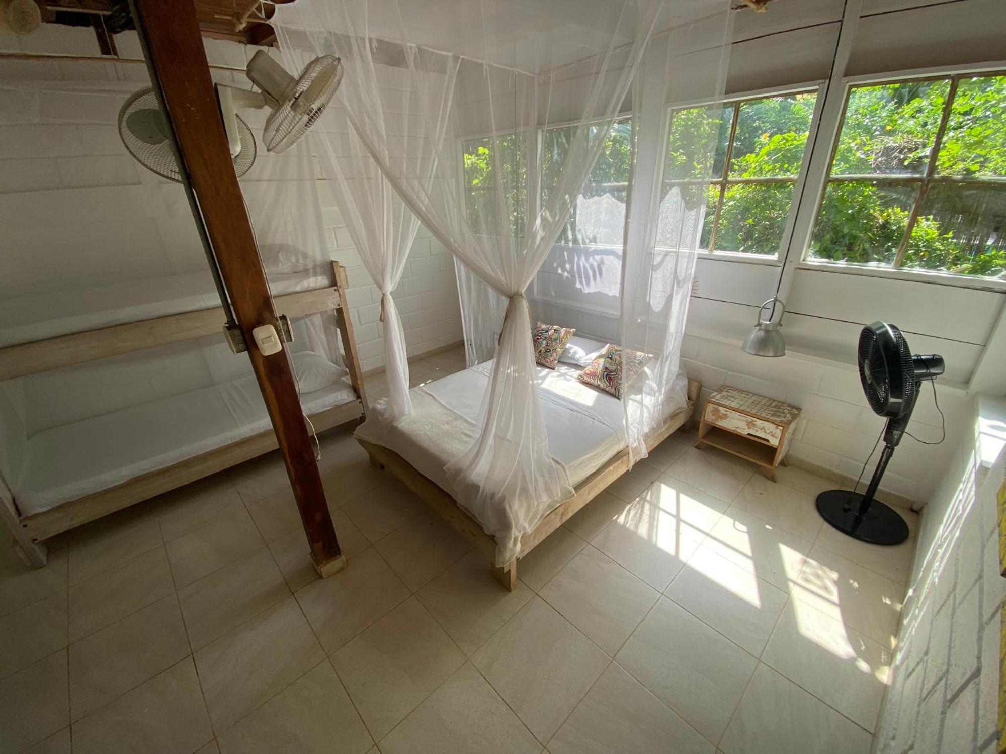 Kawabonga Hotel Palomino Bagian luar foto